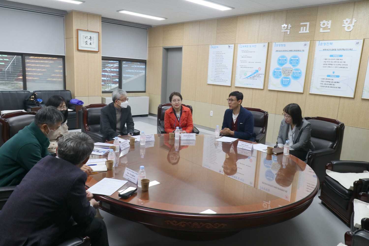 몽골 11번째 학교 교장 방문